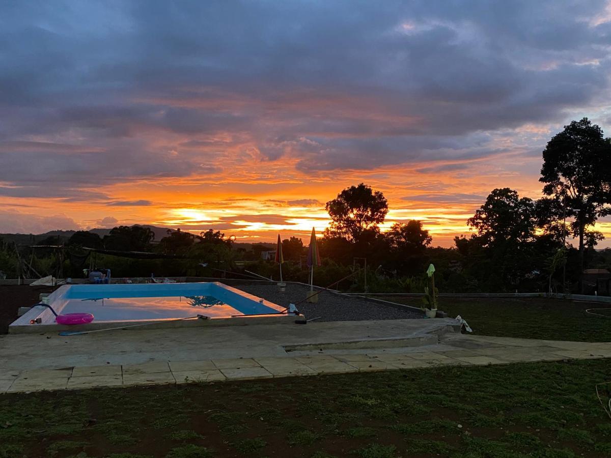 Concetta Tourist Inn Manolo Fortich Εξωτερικό φωτογραφία