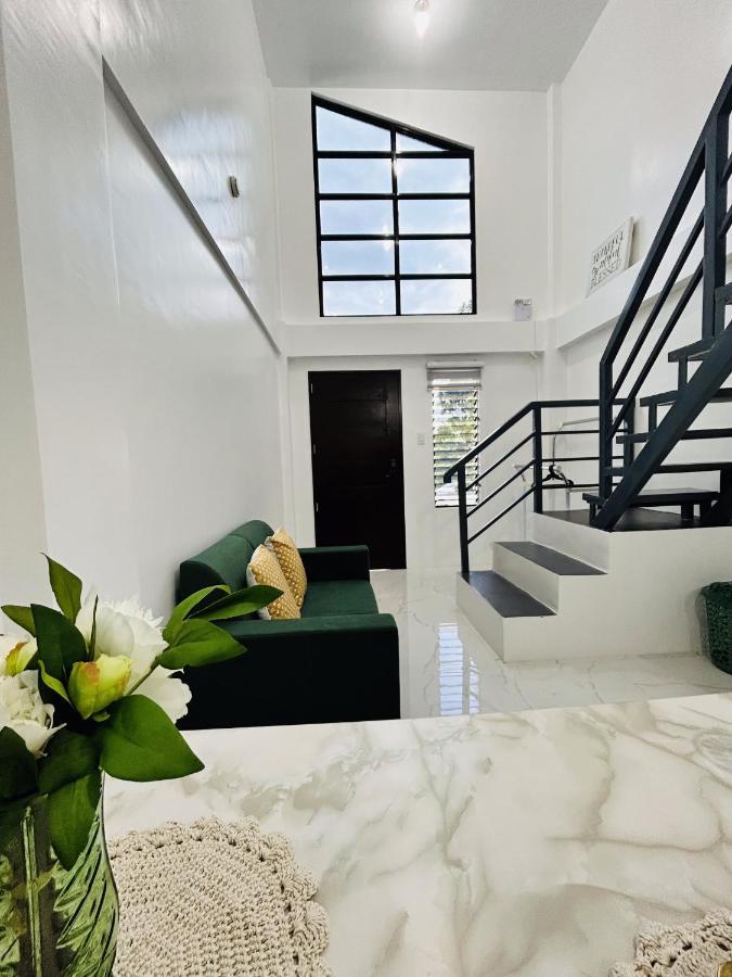 Concetta Tourist Inn Manolo Fortich Εξωτερικό φωτογραφία