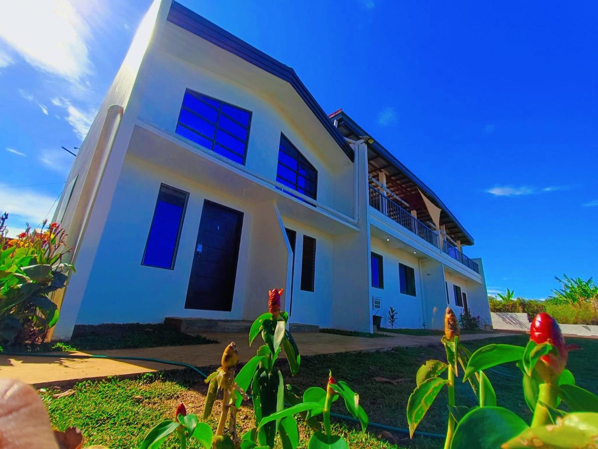 Concetta Tourist Inn Manolo Fortich Εξωτερικό φωτογραφία